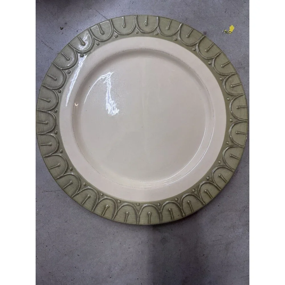 Pier 1 Gemma Baroque Honey Round Platter Chop Plate 14”